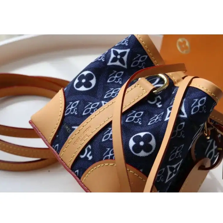 Fashionreps 2102SH0010 LV Bags 0507